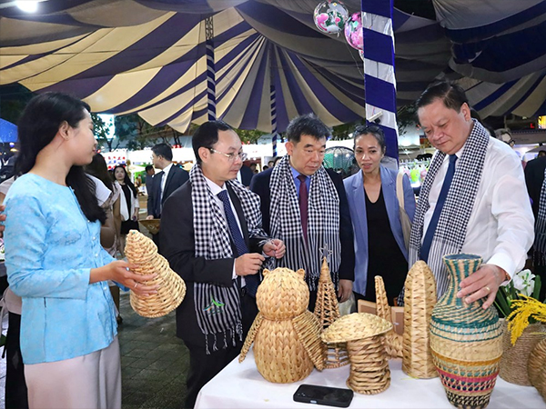 Hoạt động giap lưu văn hoá Việt Nam - Hàn Quốc