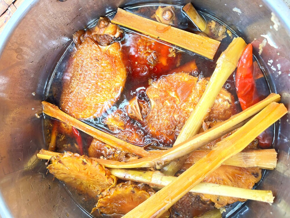 Cá he om mía - Khu du lịch Tuấn Tường