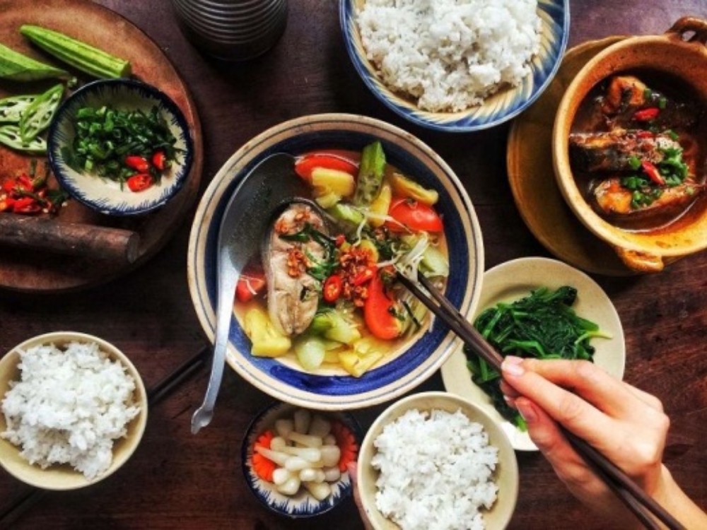 Canh chua nam bộ
