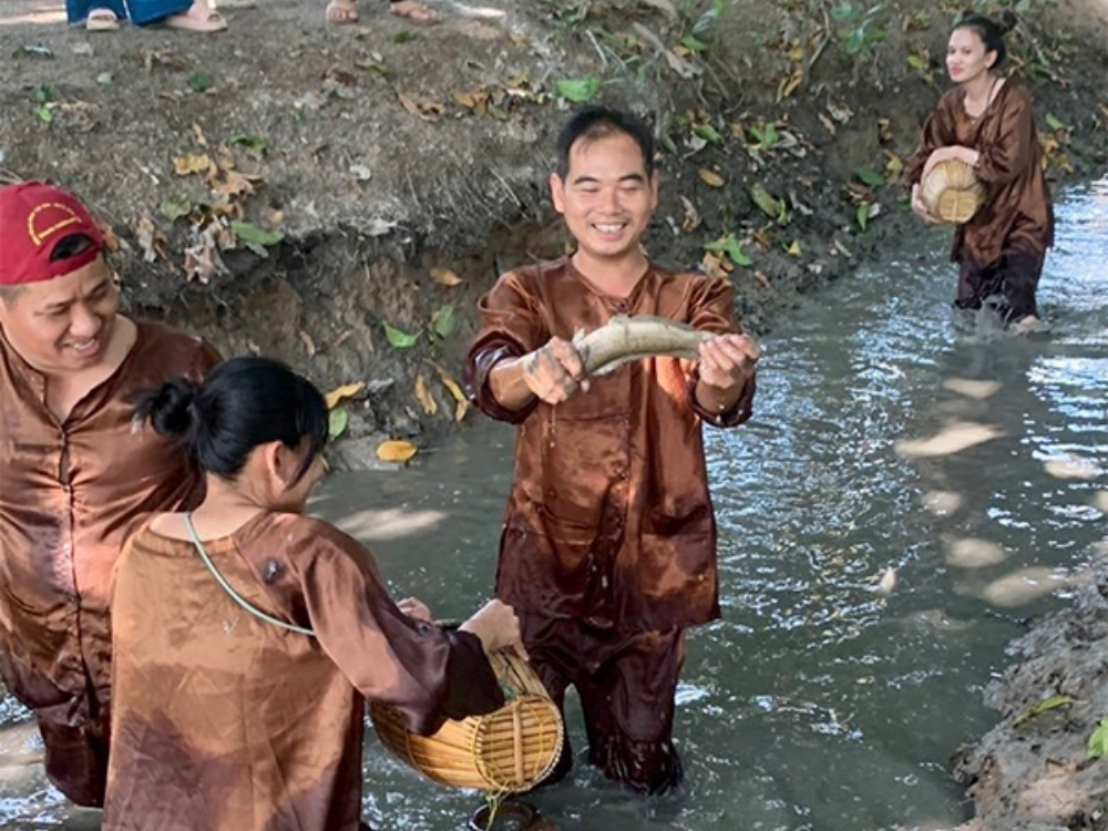 Nơm Bắt Cá Đồng