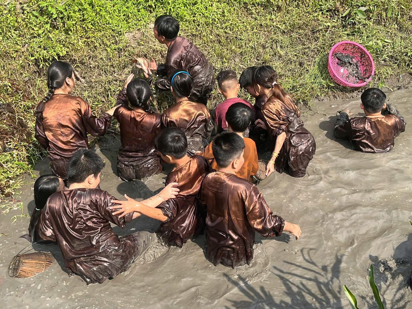 Khám phá văn hóa nước - Du lịch Tuấn Tường